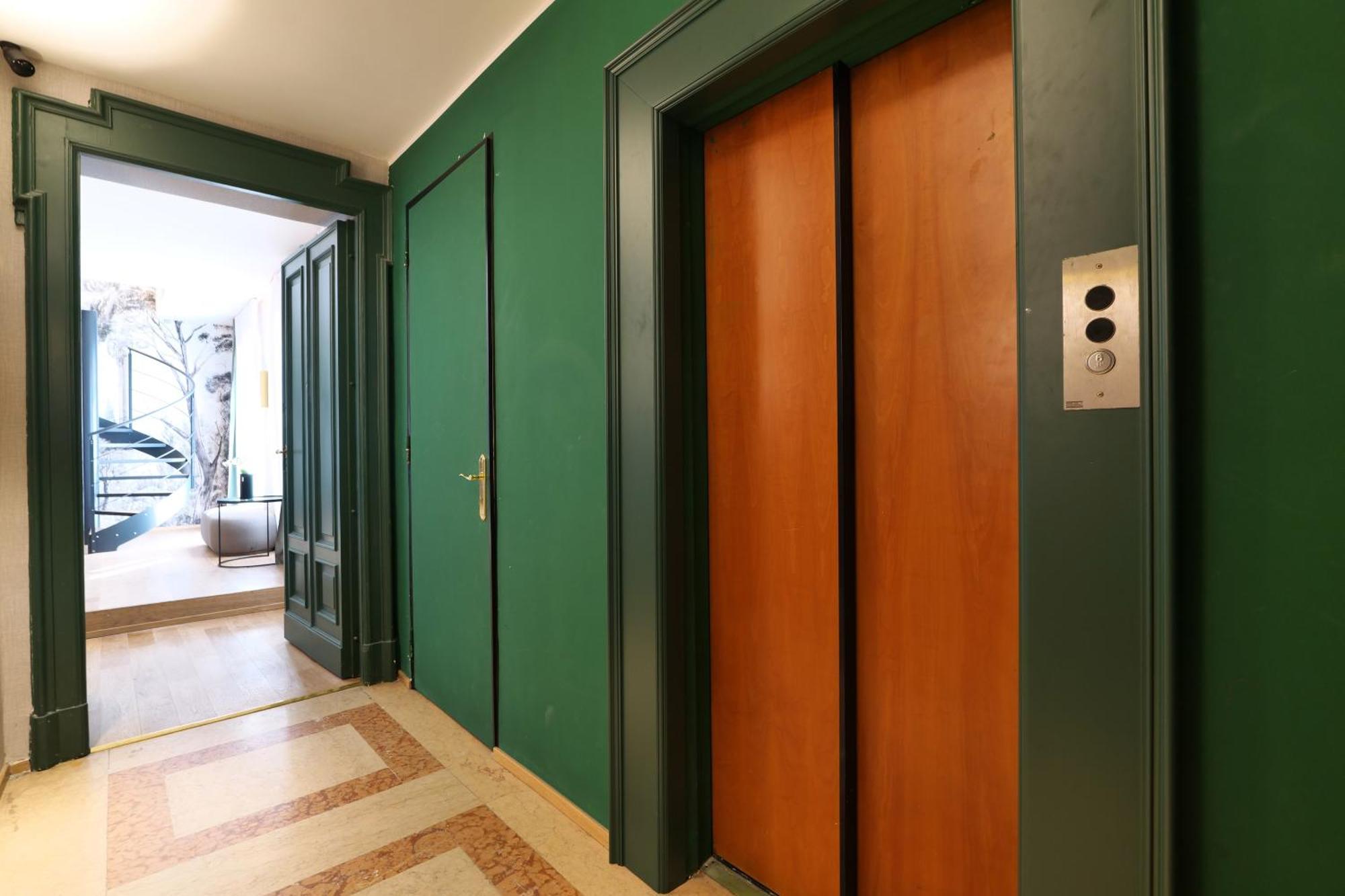 Prestige Boutique Aparthotel - Piazza Duomo View Milán Exterior foto